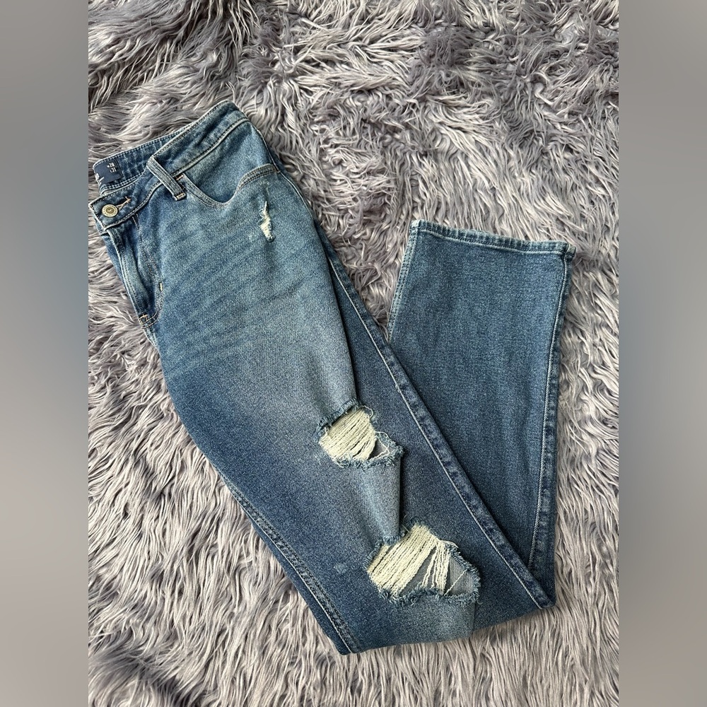 Hollister Low Rise 90s Vintage Straight Jeans 28